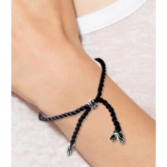 David Yurman Black Silk And Sterling Silver Twist Bracelet - Picture 1 of 3